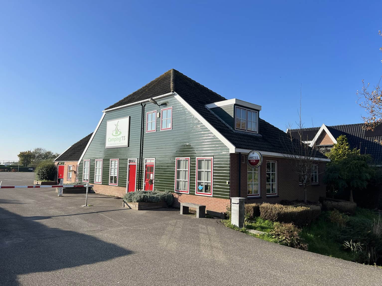 Compleet ingerichte campingkantine op een familiecamping in Nieuwe Niedorp